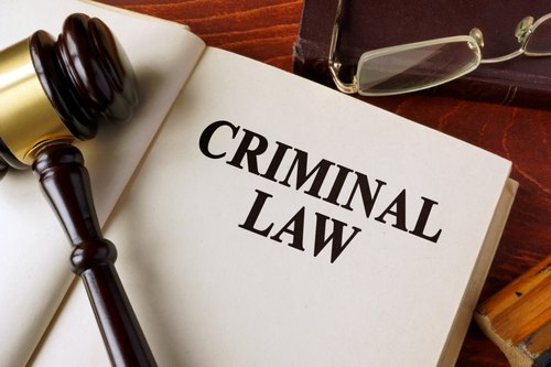 Criminal Lawyer: Your Ultimate Guide to Legal Defense in Criminal Cases